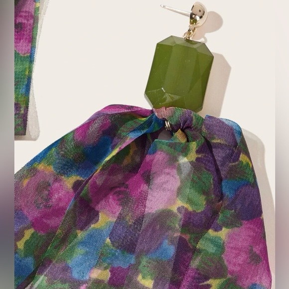 Vintage Flower Pattern Scarf Charm Drop Earrings - Picture 3 of 4